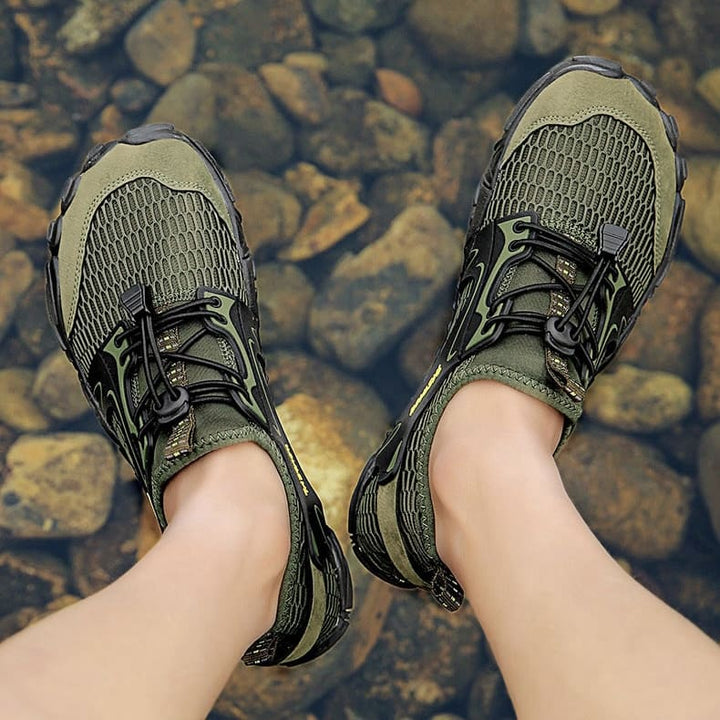 Universal Non-Slip Minimalist Barefoot Shoes for Hiking and Training